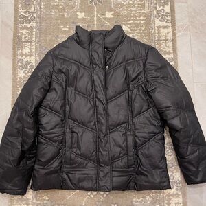 GAP Women's Classic Black Puffer Jacket